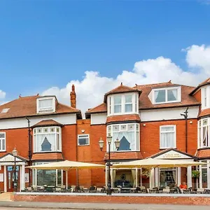 Revelstoke Hotel Bridlington